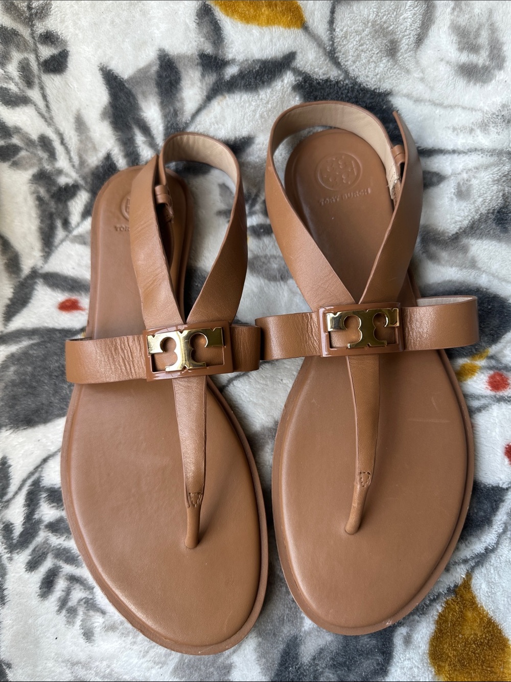 Tory Burch Gigi flat sandal. Sz 11